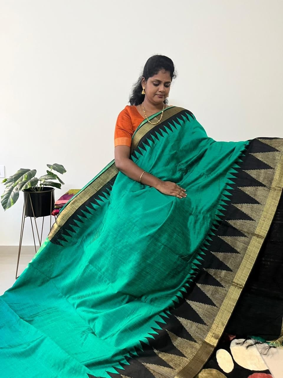 Pure Rawsilk(PEACOCK GREEN WITH BLACK) - Image 1
